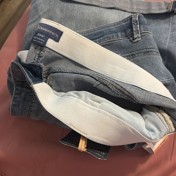 Women’s Plus Shorts  24W - Picture 7 of 9